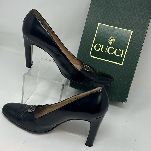 Gucci Sz 7.5B Black Leather Pumps - Picture 2 of 14